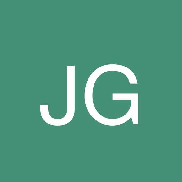 Profile Picture of Jordan Gates (@jordangates238) on Poshmark