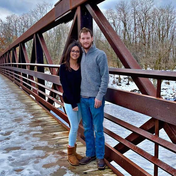 Shannon Breving - Poshmark Profile Picture of Shannon Breving (@shannonb028) on Poshmark