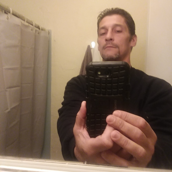 Profile Picture of Joe Polizzi (@polizzijojo) on Poshmark