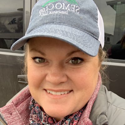 Profile Picture of Amanda Brooks (@cropinsAmanda) on Twitter