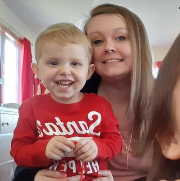 Profile Picture of Hanna Kintz (@hannakintz) on Poshmark