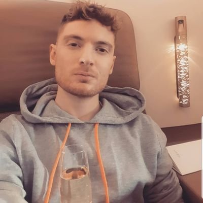 Profile Picture of Colin (@colin_daniels) on Twitter