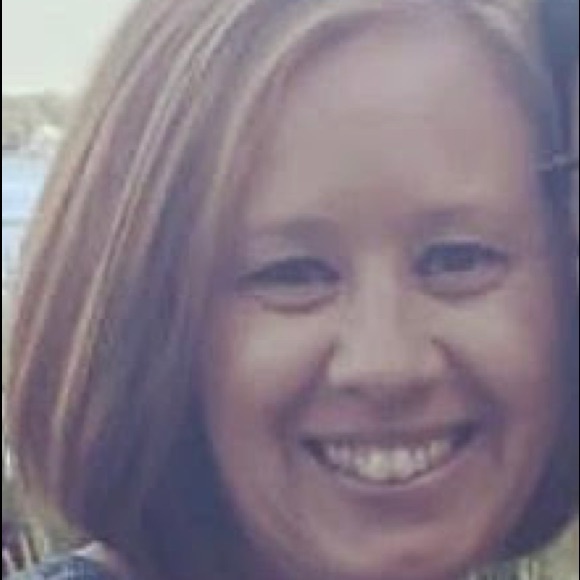 Profile Picture of Danielle Norcross (@danimnorcross) on Poshmark