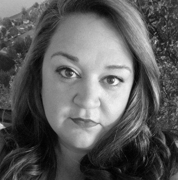 Profile Picture of Kim Duckert (@kimduckert) on Poshmark