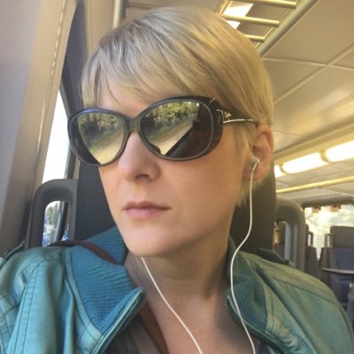 Profile Picture of Aleshia Howell (@aleshiahowell) on Twitter