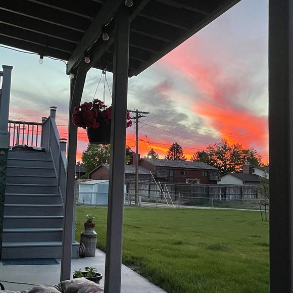 Profile Picture of Janet Shaulis (@janetshaulis) on Poshmark