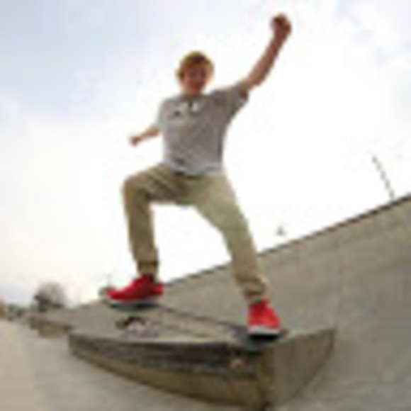 Profile Picture of Will Supper (@willsuppersk8) on Poshmark