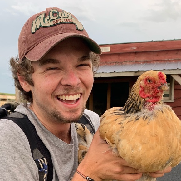 Profile Picture of Trey Haselden (@treyhaselden) on Poshmark