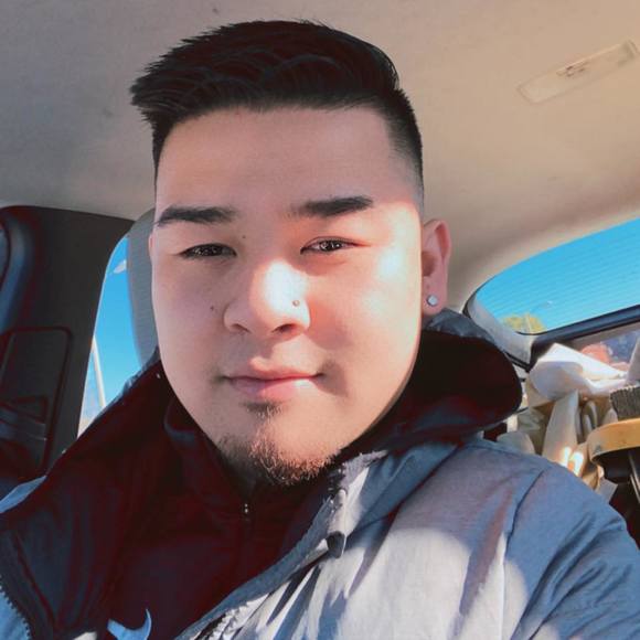 Profile Picture of Uzziah Adrayan (@uzi1300) on Poshmark