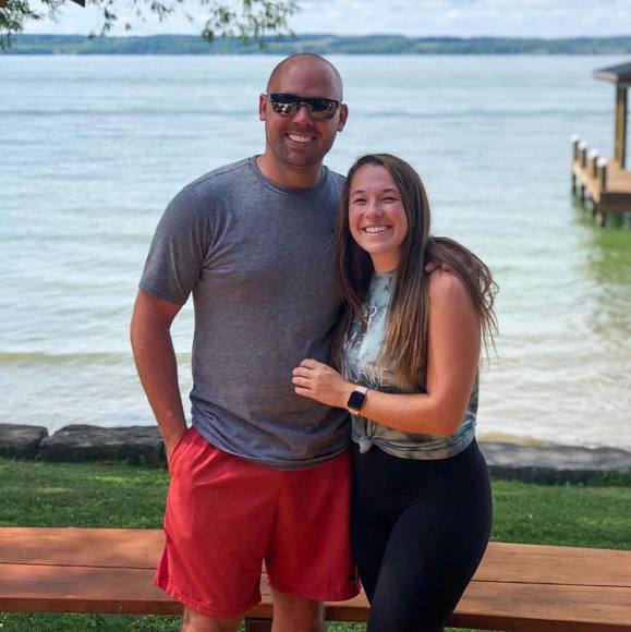 Profile Picture of Stefanie Bennett (@smbennett7) on Poshmark