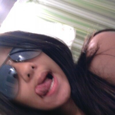 Profile Picture of Julia Barros (@juliabarros2012) on Twitter