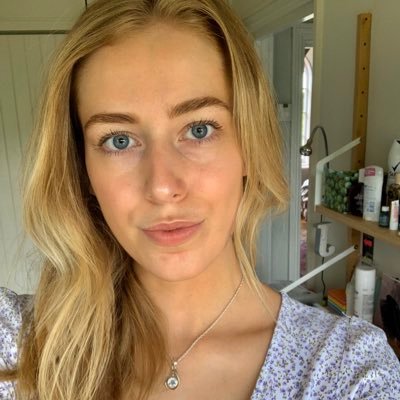 Profile Picture of Julia Vaughan (@juliavaughan_) on Twitter