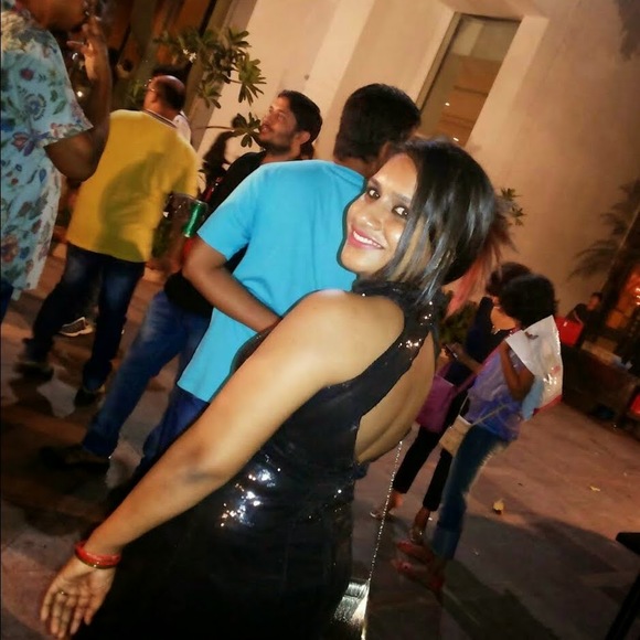 Profile Picture of Fransquina Barretto (@frenco1409) on Poshmark