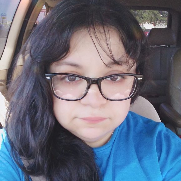 Profile Picture of Amber Matt (@bun_knees) on Poshmark