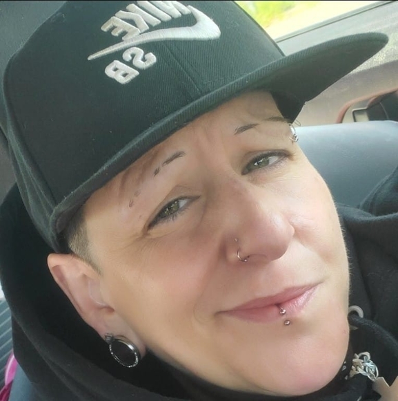 Profile Picture of Selina Protos (@gloriaprotos) on Poshmark