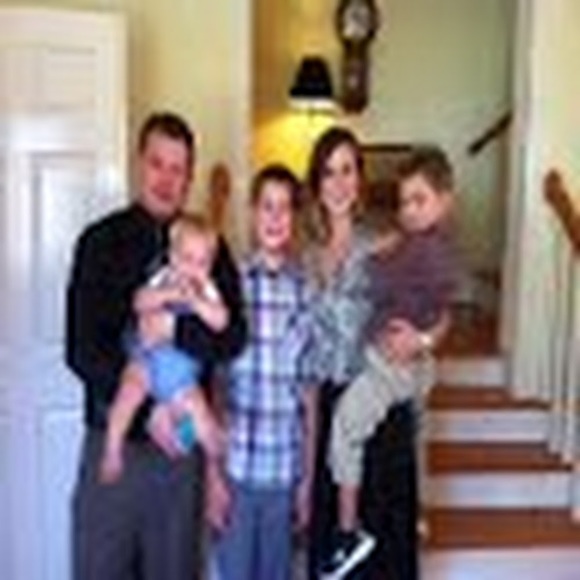 Profile Picture of Meredith Digeorge (@mdigeorge) on Poshmark