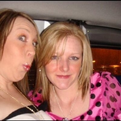 Profile Picture of Claire Appleton (@claire4bear) on Twitter