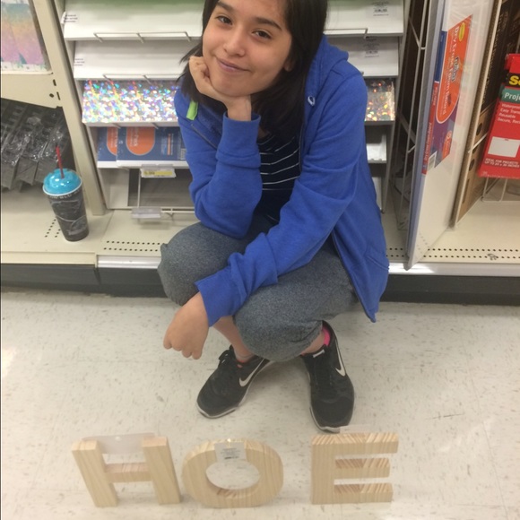 Profile Picture of Gissela Perez (@gissela123) on Poshmark