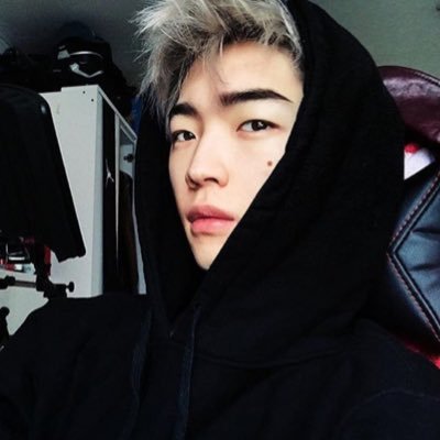 Profile Picture of Nathan's Favorite 💕 (@hxneydxw) on Twitter