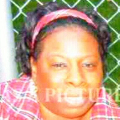 Profile Picture of Rosalind Mitchell (@RozMitch48) on Twitter