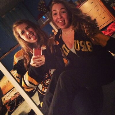 Profile Picture of Jess Rondeau (@Bruins_Babe417) on Twitter