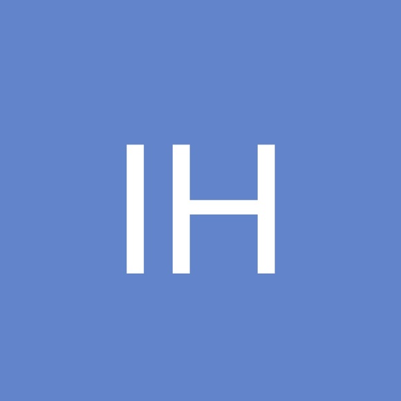 Profile Picture of Ivy Henderson (@ghana44) on Poshmark