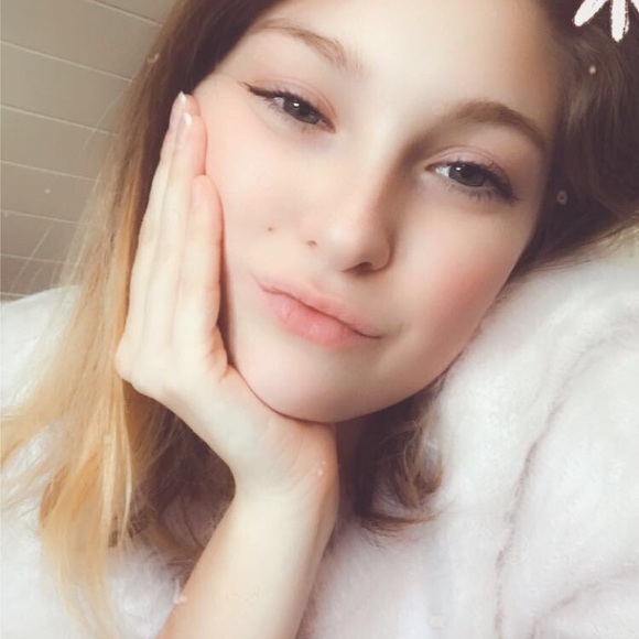 Profile Picture of Jordan Roberts (@joroberts0408) on Poshmark