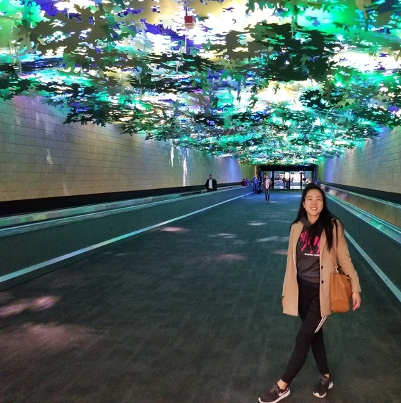 Bomin Kim - Poshmark Profile Picture of Bomin Kim (@helenere02) on Poshmark