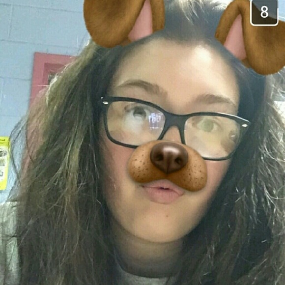 Bre Parmelee - Poshmark Profile Picture of Bre Parmelee (@breparmelee) on Poshmark