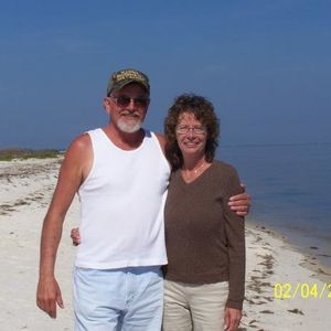 Profile Picture of Linda Morrison (@fundesigns08) on Myspace