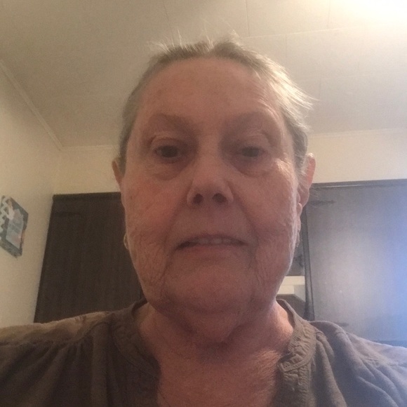 Profile Picture of Janice Graebner (@zackmema) on Poshmark