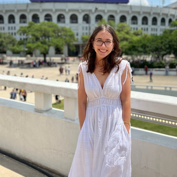 Profile Picture of Hailey Armstrong (@haileylarm8) on Poshmark