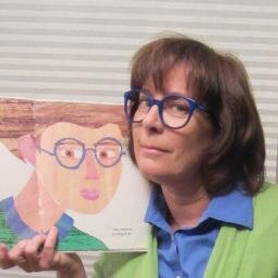 Profile Picture of Carolyn Peters (@hibigblue) on Twitter