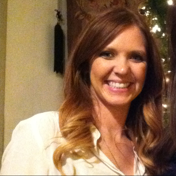 Profile Picture of Tiffany Caldemeyer (@tcaldemeyer) on Poshmark