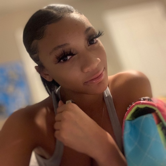 Profile Picture of Jerica Jones (@jerica0) on Poshmark