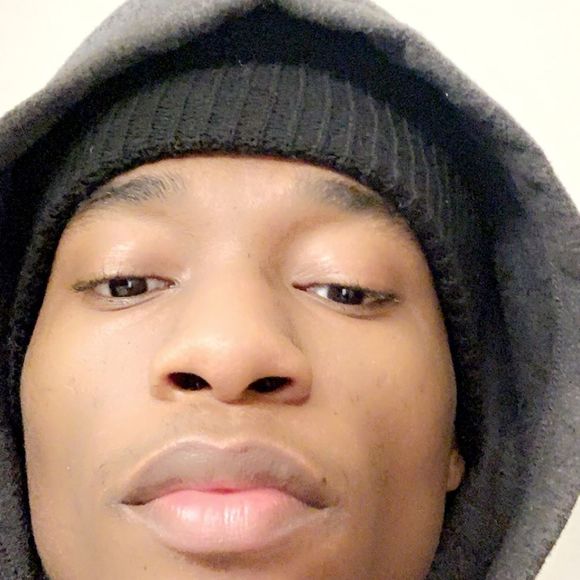 Profile Picture of Chris Epps (@chrisepps19) on Poshmark