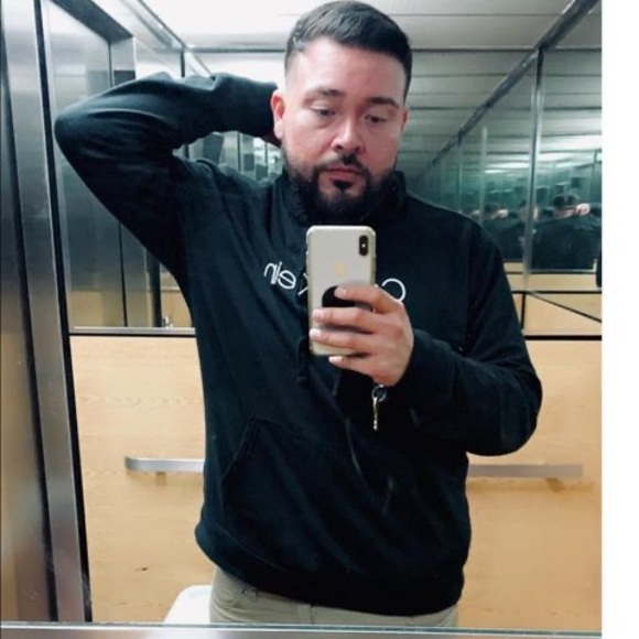 Profile Picture of Ricardo Madrigal (@ricardomadri658) on Poshmark