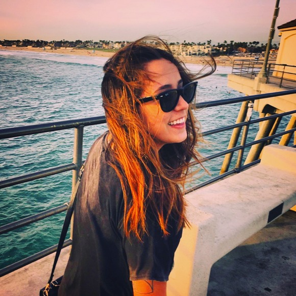 Profile Picture of Danielle Banh (@daniellebanh) on Poshmark