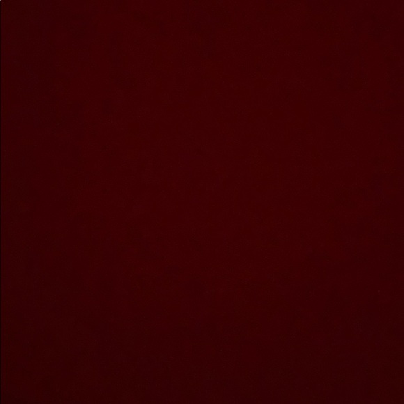 Profile Picture of Haley Meeks (@haleymeeks113) on Poshmark