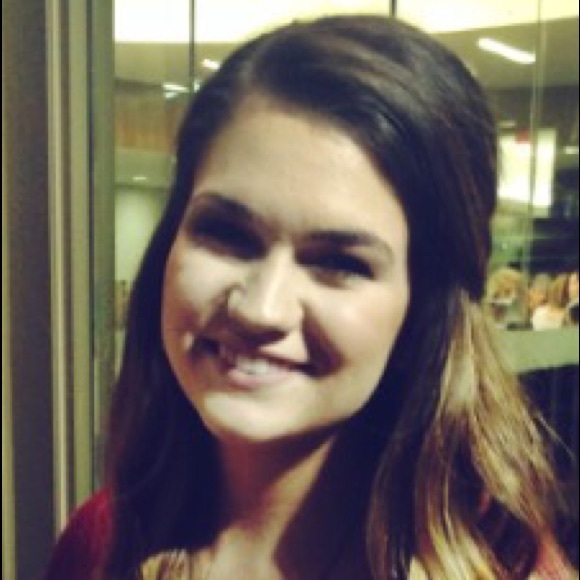 Profile Picture of Caroline Merkh (@carolinemerkh) on Poshmark