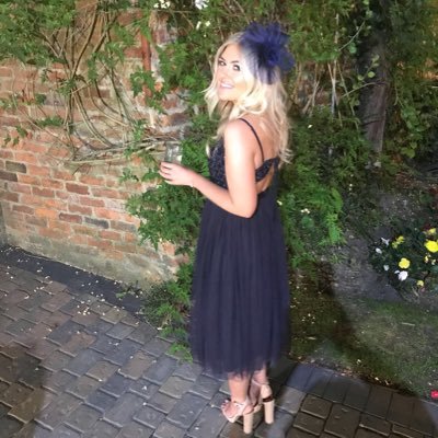 Profile Picture of Amy Lockwood (@amyjlockwood) on Twitter