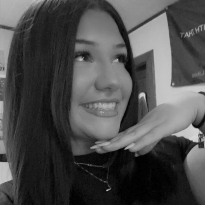 Profile Picture of ✭Lucia✭ (@lucyyy_grillooo) on Tiktok