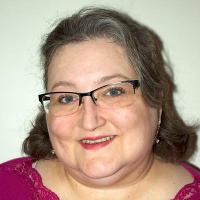 Profile Picture of Shelly Hendricks (@Renewed_Daily) on Twitter
