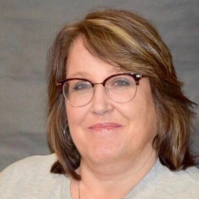 Profile Picture of Robin Warden (@WardenRobinE) on Twitter