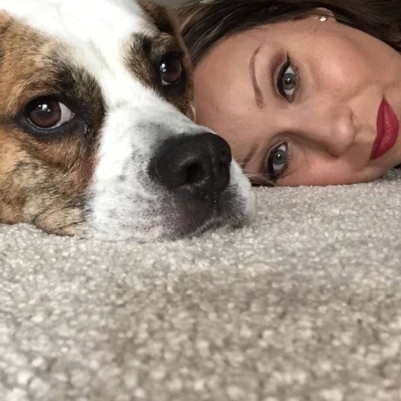 Profile Picture of Cristina Derucki (@cristinaalise) on Poshmark