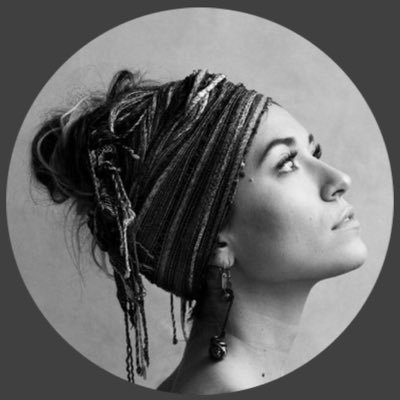 Profile Picture of Lauren Daigle (@LaurenD01697771) on Twitter