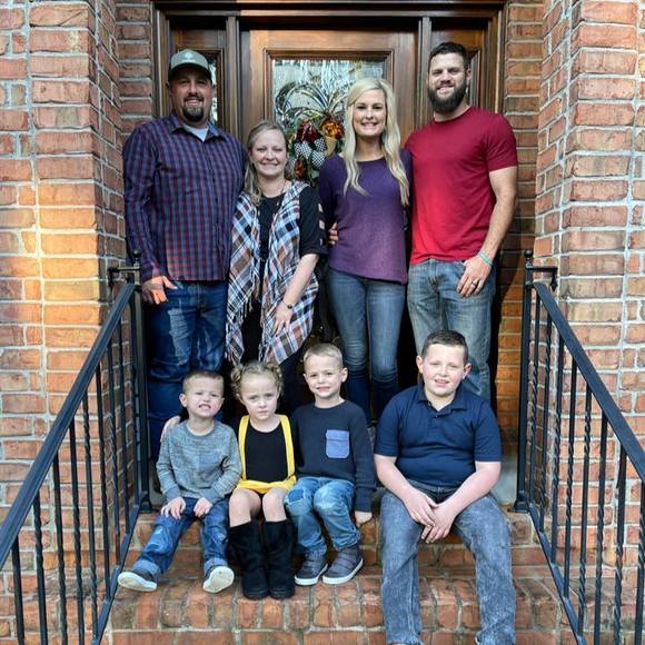 Profile Picture of Pat Adelfio (@trish0865) on Poshmark