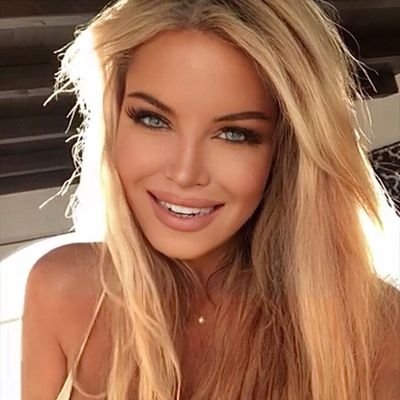 Profile Picture of Wendy Starland (@LaurelLucy1) on Twitter