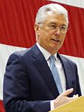 Profile Picture of Dieter F. Uchtdorf - Wikipediaon Wikipedia