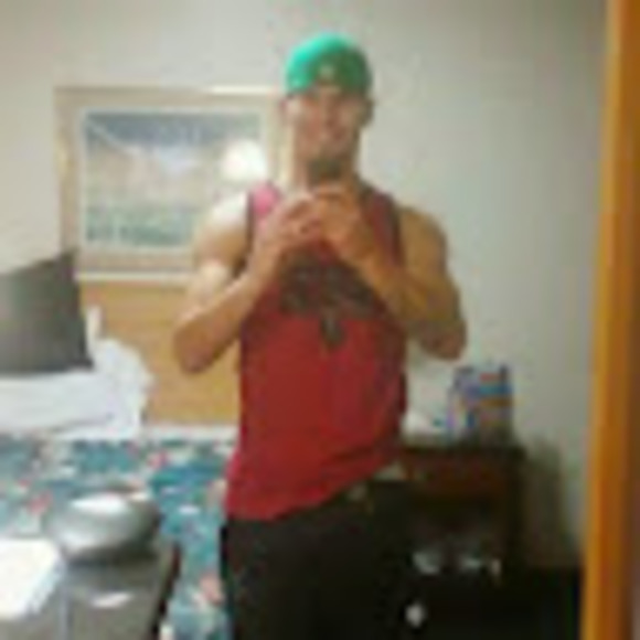 Profile Picture of Tyler Yonke (@yonktyl85) on Poshmark